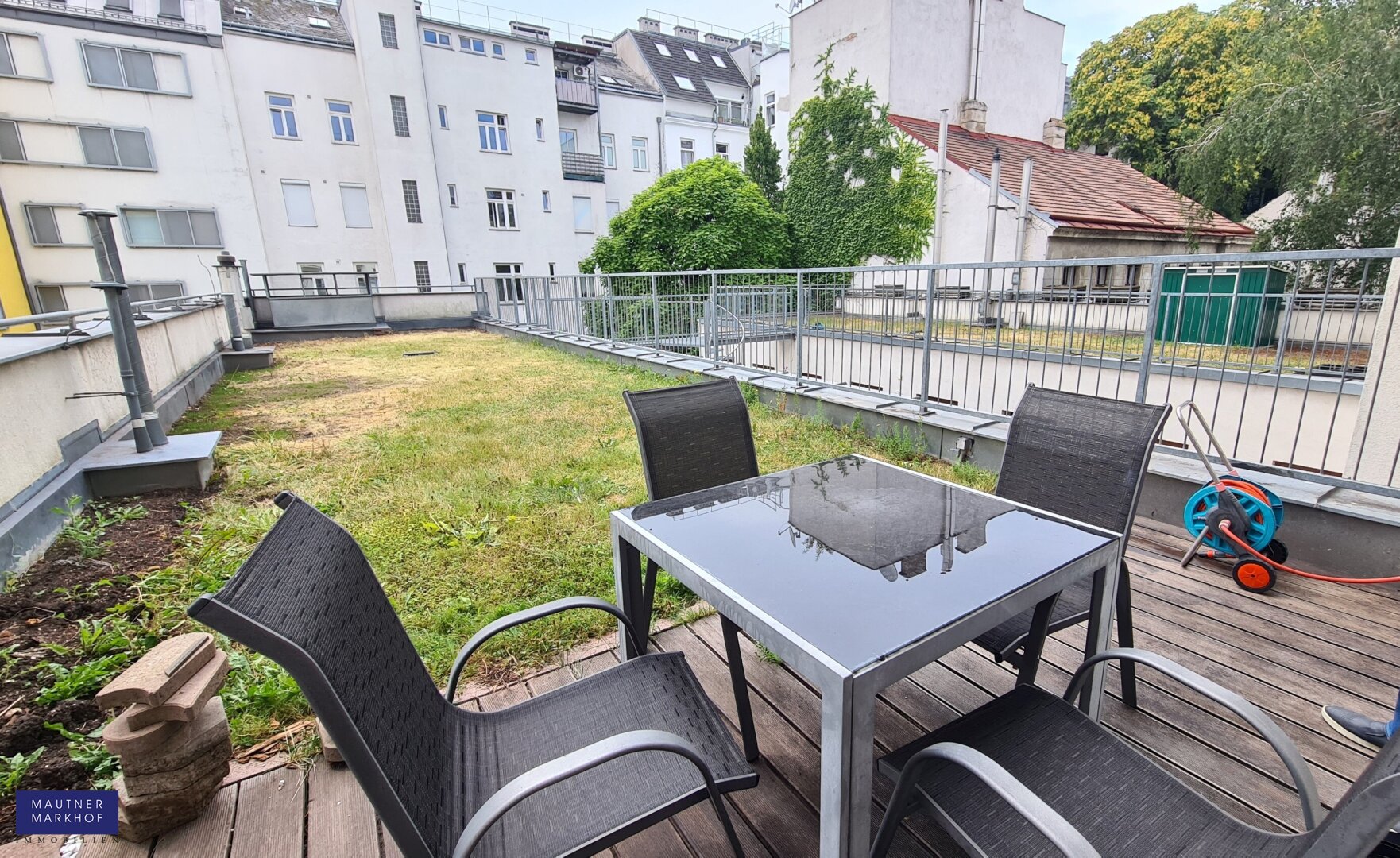 U3 – Sonniges, ruhiges, Apartment mit  Terrasse und Gartenmitbenützung! – Unbefristet